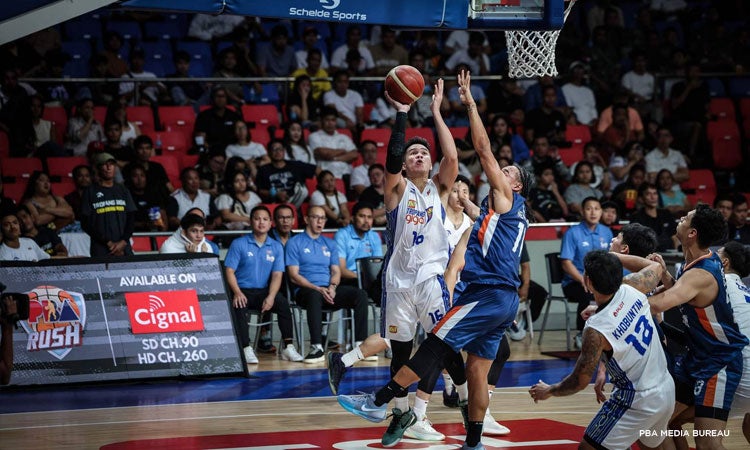 /dam/jcr:8b8e1c8d-f0f3-4e0a-b565-4600daaec522/TNT-vs-Meralco-4_NWP.jpg